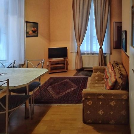 Delux Kolonada Apartment Karlovy Vary Bagian luar foto