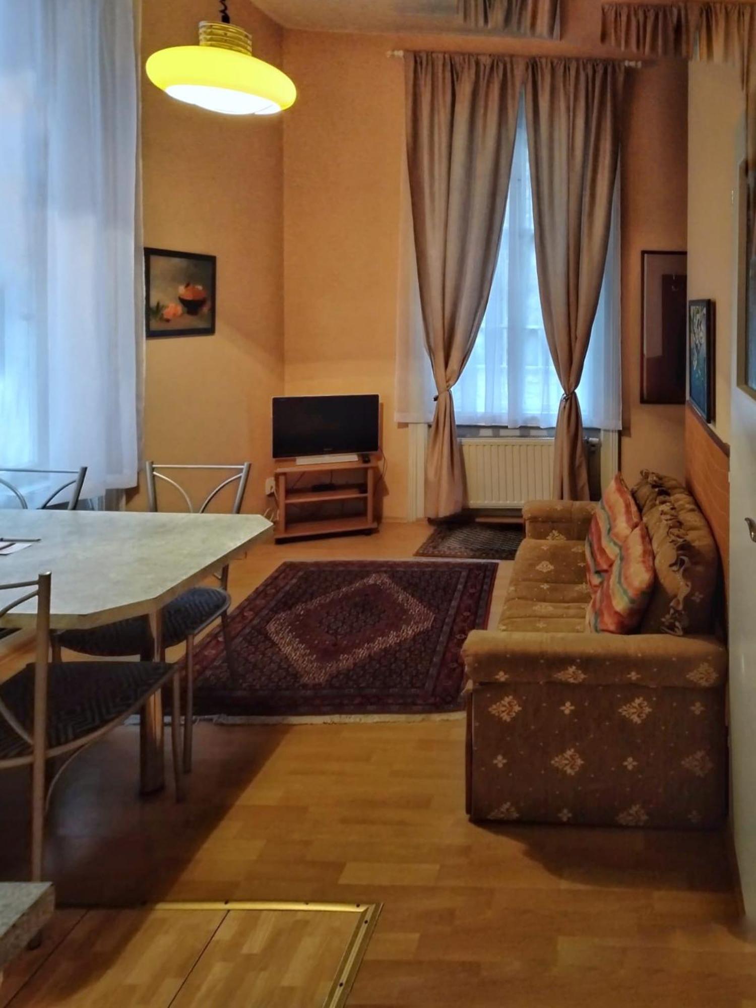 Delux Kolonada Apartment Karlovy Vary Bagian luar foto